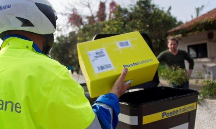 Marche, Poste italiane ricerca portalettere: come candidarsi Marche, Poste italiane ricerca portalettere: come candidarsi