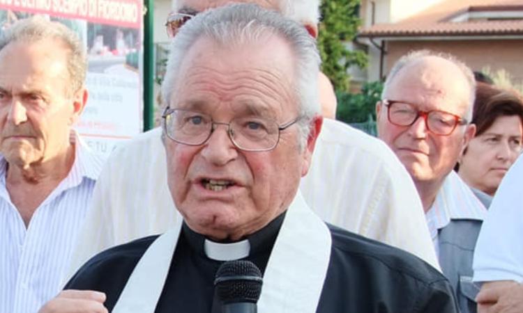 Recanati piange la scomparsa di Don Giovanni Latini: comunità in lutto Recanati piange la scomparsa di Don Giovanni Latini: comunità in lutto