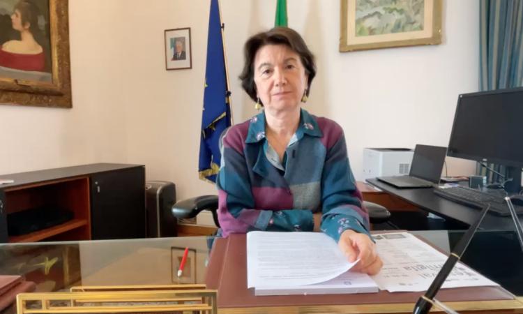 Macerata, la ministra Roccella: "Difendiamo la famiglia e ciò che porta con sé"