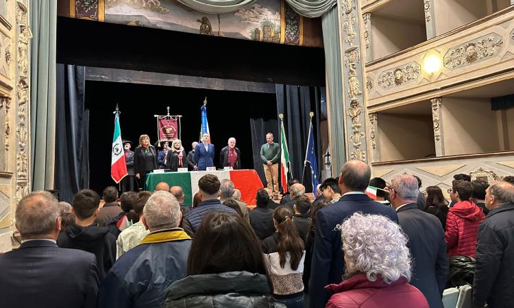 Potenza Picena, l'omaggio ai sei militari deceduti nei campi: presentato "Noi dei Lager" Potenza Picena, l'omaggio ai sei militari deceduti nei campi: presentato "Noi dei Lager"