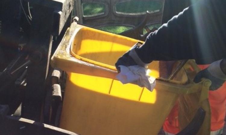 Montecosaro, cassonetti gialli addio: arriva la raccolta porta-porta
