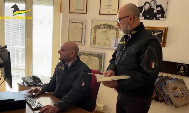 Civitanova, utilizza i finanziamenti Covid per comprare immobili: denunciato imprenditore