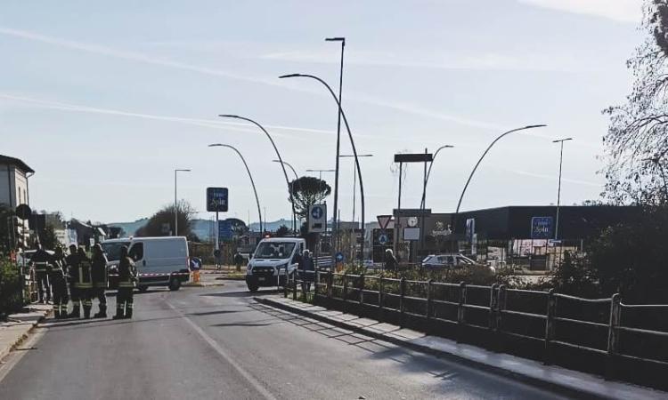 San Severino, riaperto il ponte dell'Intagliata danneggiato in seguito a un incidente San Severino, riaperto il ponte dell'Intagliata danneggiato in seguito a un incidente