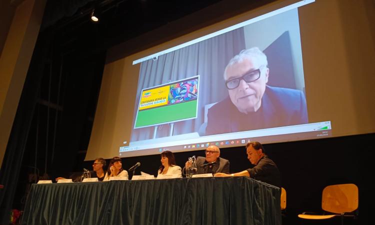 "Città drenanti e prevenzione". Le ricette di Boeri e Baiocco al festival della Transizione Ecologica "Città drenanti e prevenzione". Le ricette di Boeri e Baiocco al festival della Transizione Ecologica