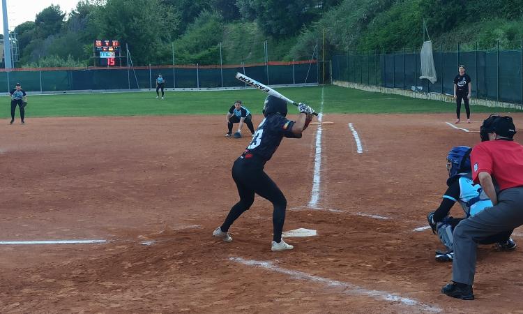 Macerata Softball chiude in bellezza il girone d'andata, doppio successo casalingo contro Castelfranco Macerata Softball chiude in bellezza il girone d'andata, doppio successo casalingo contro Castelfranco