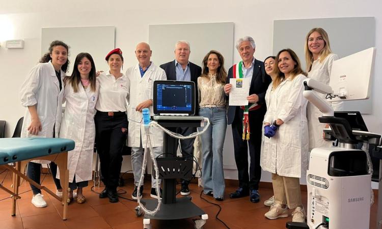 Macerata, successo per "Carotidi in piazza": oltre 444 esami gratuiti per la prevenzione Macerata, successo per "Carotidi in piazza": oltre 444 esami gratuiti per la prevenzione