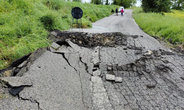 Alluvione, danni per sette milioni alla rete viaria del Maceratese. "Governo riconosca emergenza" Alluvione, danni per sette milioni alla rete viaria del Maceratese. "Governo riconosca emergenza"