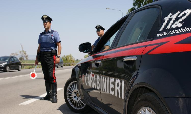 Porto Recanati, in sella a uno scooter rubato ha un incidente: era ubriaco, senza patente e assicurazione Porto Recanati, in sella a uno scooter rubato ha un incidente: era ubriaco, senza patente e assicurazione
