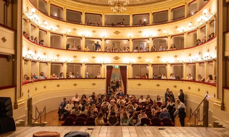 Civitanova, successo per la XX rassegna Teatro della Scuola: sul palco i quattro Istituti Comprensivi
