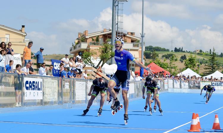 Pollenza, gran finale per il campionato italiano pattinaggio: Bramante fa tris