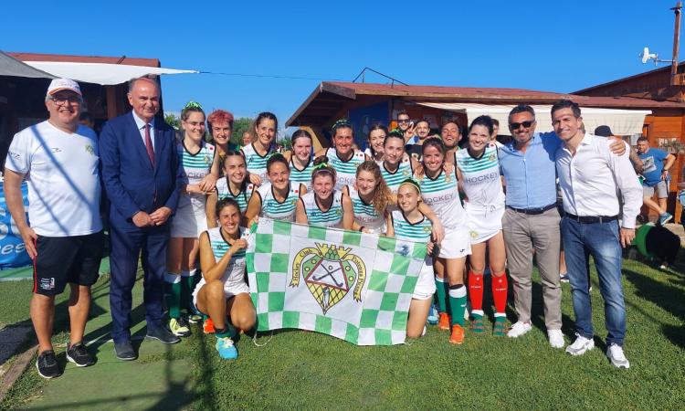 Hockey Potenza Picena sale in Serie A1, la femminile batte Bologna 3-2 in finale playoff Hockey Potenza Picena sale in Serie A1, la femminile batte Bologna 3-2 in finale playoff