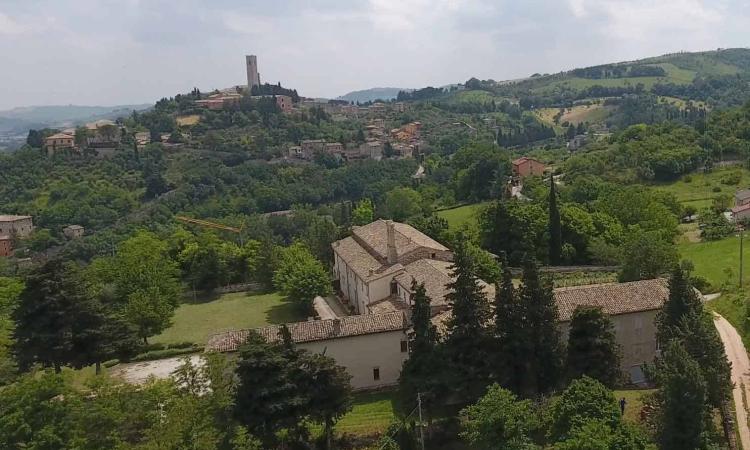 San Severino, le Sorelle di Santa Chiara celebrano gli 800 anni nella comunità settempedana San Severino, le Sorelle di Santa Chiara celebrano gli 800 anni nella comunità settempedana