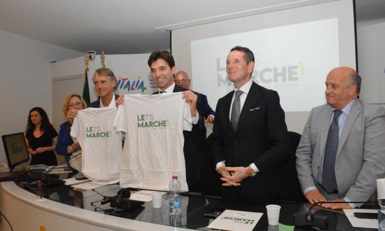 "Let's Marche", il ct Mancini ancora testimonial della regione: scelto il nuovo slogan "Let's Marche", il ct Mancini ancora testimonial della regione: scelto il nuovo slogan
