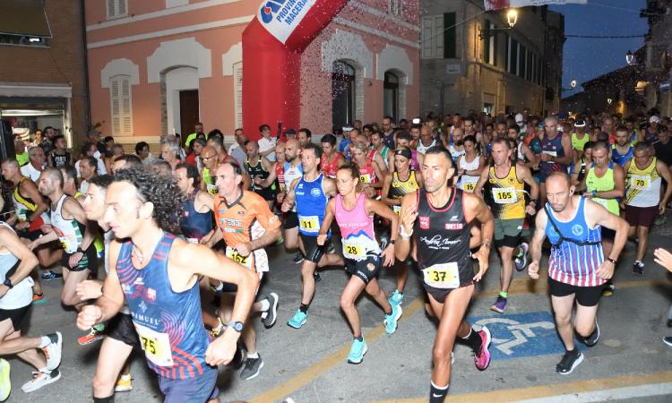 Mogliano, tutto pronto per la Marcialonga in notturna: 8,5 km da percorrere al chiaro di luna Mogliano, tutto pronto per la Marcialonga in notturna: 8,5 km da percorrere al chiaro di luna