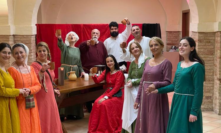 Donne cavalieri e mestieri, Treia fa un salto nel Medioevo
