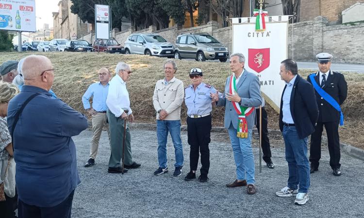 Recanati, piazzale intitolato a Monaldo Casagrande: attivista politico, lottò per difendere la pace