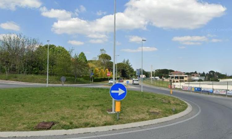 Tolentino, chiude al traffico via Pertini: come cambia la viabilità Tolentino, chiude al traffico via Pertini: come cambia la viabilità