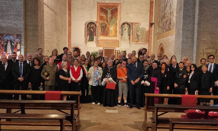 I cavalieri dell'Ordine di Malta celebrano San Giovanni Battista: cerimonia all'Abbadia di Fiastra I cavalieri dell'Ordine di Malta celebrano San Giovanni Battista: cerimonia all'Abbadia di Fiastra