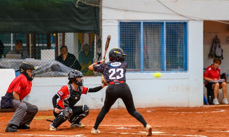 Softball, Caronno passa a Macerata: duplice sconfitta per la Ares Safety