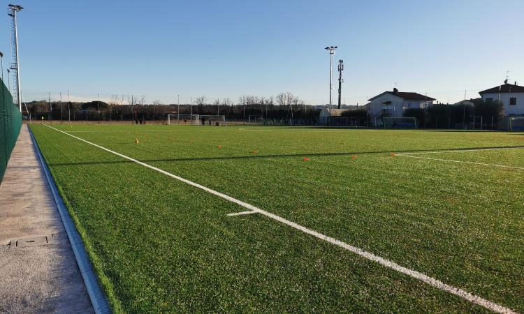 Civitanova, nuova vita per il campo da calcio "Silvestro Contigiani": completato il restyling Civitanova, nuova vita per il campo da calcio "Silvestro Contigiani": completato il restyling