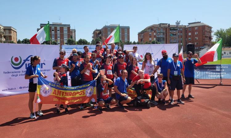L'Anthropos Civitanova alza al cielo la sua settima Coppa Italia di atletica L'Anthropos Civitanova alza al cielo la sua settima Coppa Italia di atletica