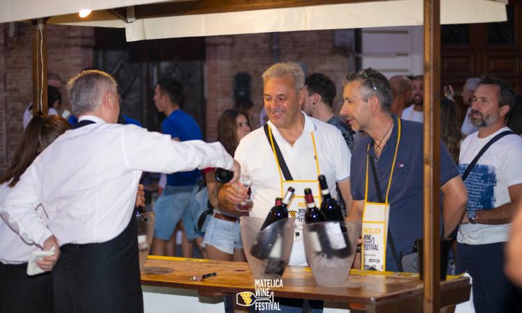 Matelica, il verdicchio torna protagonista con il Wine Festival: tre giorni di eventi