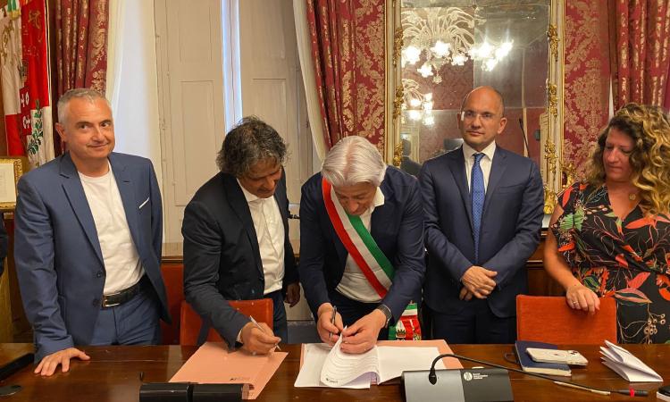 Macerata, firmato l'accordo per via Pantaleoni/Zorli: "Parte la riqualificazione" Macerata, firmato l'accordo per via Pantaleoni/Zorli: "Parte la riqualificazione"