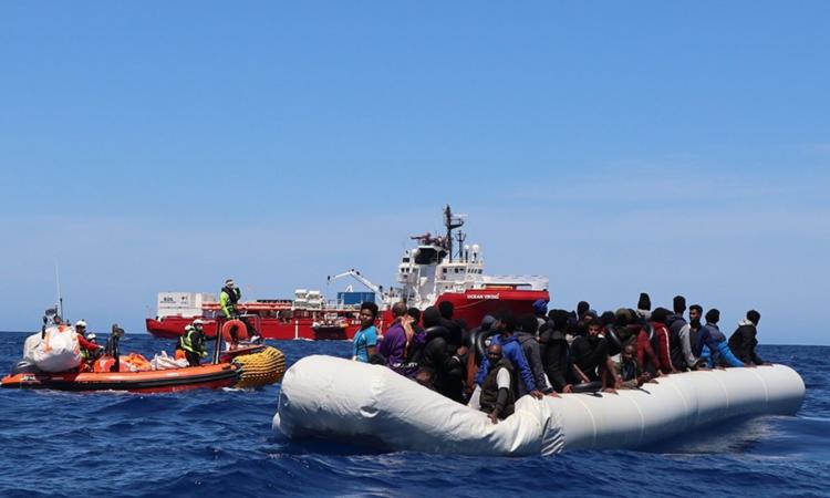 La nave Humanity verso il porto di Ancona: a bordo 200 migranti La nave Humanity verso il porto di Ancona: a bordo 200 migranti