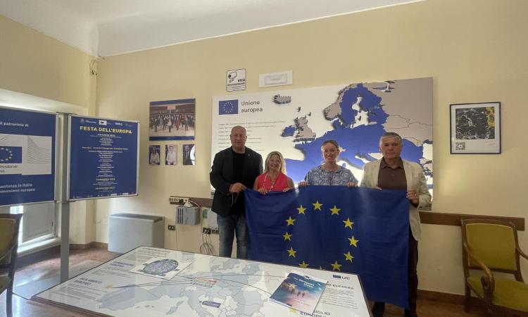 Civitanova, l'Ufficio Europa si arricchisce: nel team entra la prof Maria Grazia Campugiani Civitanova, l'Ufficio Europa si arricchisce: nel team entra la prof Maria Grazia Campugiani