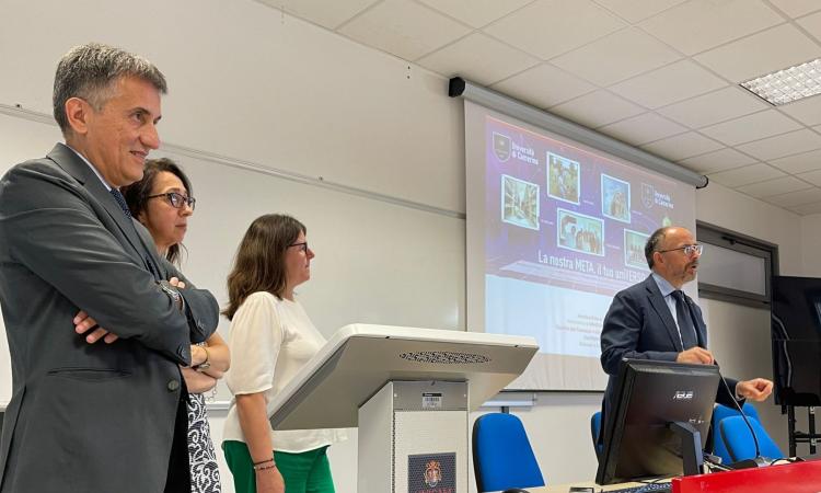 Successo per gli Open day di Unicam: presentato nuovo corso di laurea in Scienze dei materiali Successo per gli Open day di Unicam: presentato nuovo corso di laurea in Scienze dei materiali