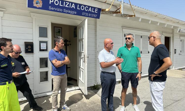 Civitanova, il pronto soccorso si "trasferisce" nell'area portuale: arriva il Primo Intervento Marino Civitanova, il pronto soccorso si "trasferisce" nell'area portuale: arriva il Primo Intervento Marino
