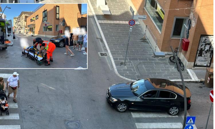Civitanova, incidente in centro: uomo cade dallo scooter, arriva l'ambulanza