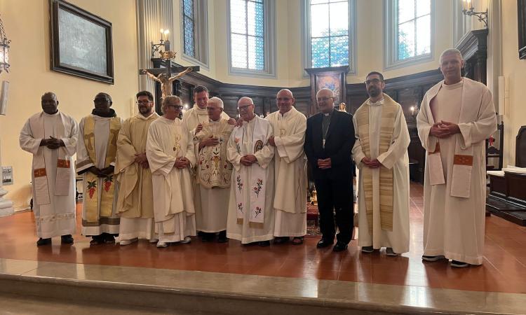 Matelica in festa per gli 80 anni di Don Lorenzo Paglioni: "Un punto di riferimento per molti" Matelica in festa per gli 80 anni di Don Lorenzo Paglioni: "Un punto di riferimento per molti"