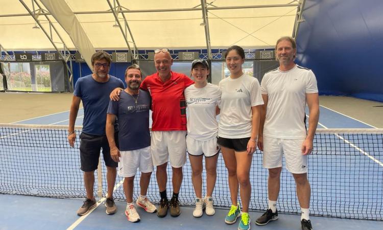 Tennis, due campionesse di doppio del Roland Garros scelgono Tolentino per allenarsi