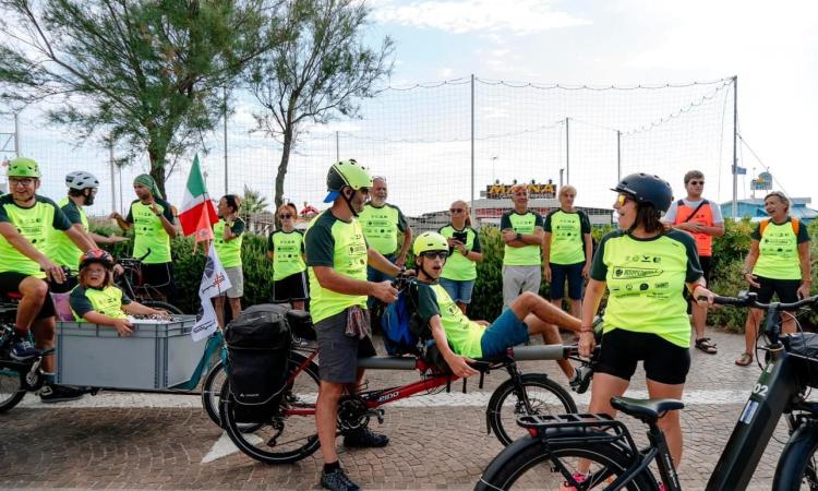 Civitanova, la staffetta dell'inclusione InSuperAbile fa tappa sulla costa adriatica
