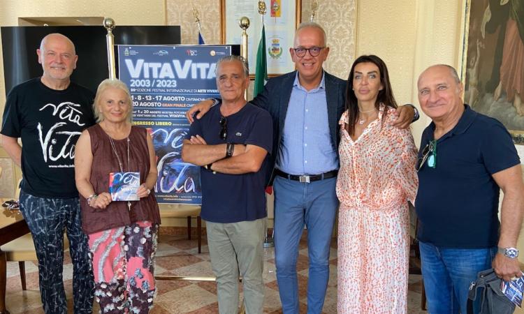 Civitanova festeggia i 20 anni di Vita Vita, Paolo Jannacci è il grande ospite: il programma del festival Civitanova festeggia i 20 anni di Vita Vita, Paolo Jannacci è il grande ospite: il programma del festival
