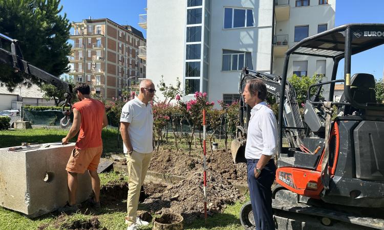 Civitanova, nuova luce per due parchi del lungomare sud Civitanova, nuova luce per due parchi del lungomare sud
