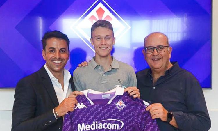 Da Recanati a Firenze, Filipo Guidobaldi firma con i viola: "Un sogno che ci riempie di orgoglio" Da Recanati a Firenze, Filipo Guidobaldi firma con i viola: "Un sogno che ci riempie di orgoglio"