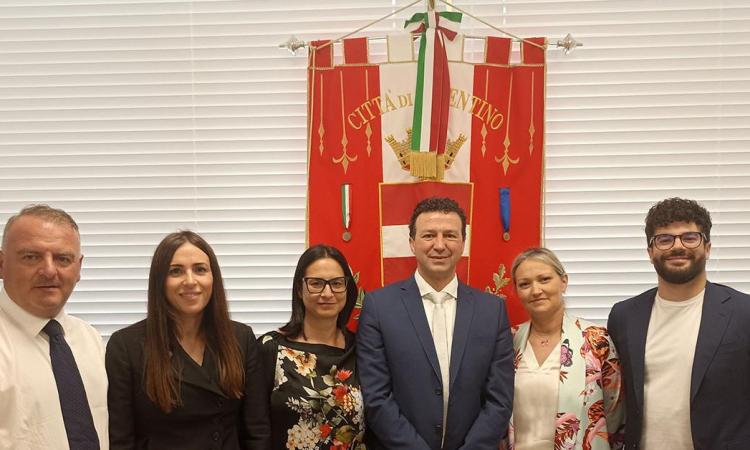 Tolentino, nuovi infissi e riqualificazione energetica: 28mila euro per l'asilo nido "Il Cucciolo" Tolentino, nuovi infissi e riqualificazione energetica: 28mila euro per l'asilo nido "Il Cucciolo"