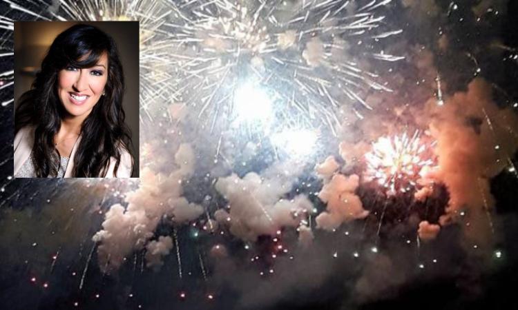 Fuochi d'artificio per San Marone a Civitanova Alta: l'attrice Emanuela Aureli tra gli ospiti