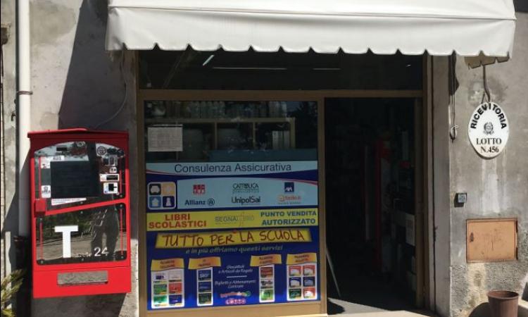 Montefano 'fa rima' con dea bendata: vinti 20mila euro con il "10eLotto" Montefano 'fa rima' con dea bendata: vinti 20mila euro con il "10eLotto"