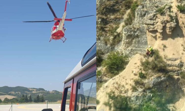Fiastra, escursionista bloccato sulle Lame Rosse: il salvataggio con l'elicottero