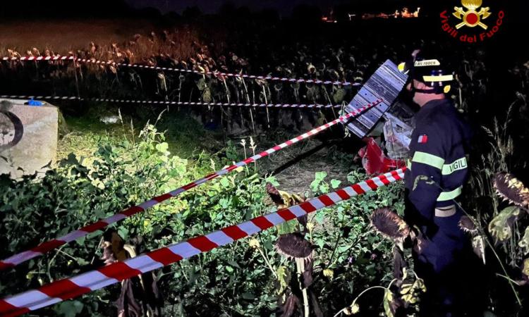Sbatte con il trattore contro un pozzo e fa un volo di 3 metri: soccorso in eliambulanza