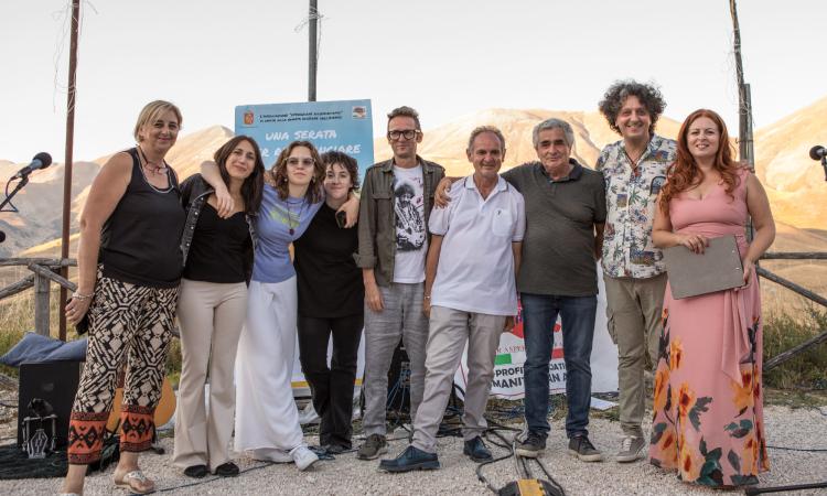 "Una serata per ricominciare", Umbria e Marche unite nel ricordo a sette anni dal sima "Una serata per ricominciare", Umbria e Marche unite nel ricordo a sette anni dal sima