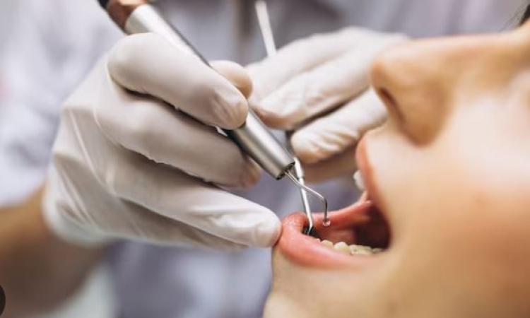 Si rifiuta di far pagare la visita con il Pos: sanzionato dentista del Maceratese Si rifiuta di far pagare la visita con il Pos: sanzionato dentista del Maceratese