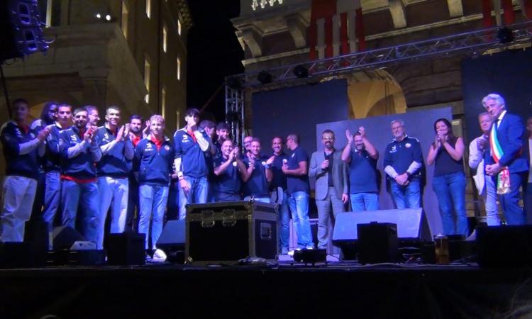 Volley, la nuova Banca Macerata accolta dalla città: "Grandi prospettive per la stagione" Volley, la nuova Banca Macerata accolta dalla città: "Grandi prospettive per la stagione"