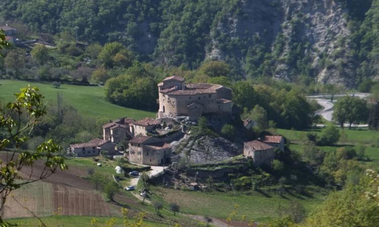 Acquasanta Terme, Percorsi culturali piceni: un'imperdibile passeggiata tra storia e paesaggio Acquasanta Terme, Percorsi culturali piceni: un'imperdibile passeggiata tra storia e paesaggio