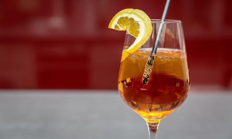 Aperitivi e cene in lingua spagnola a Milano Aperitivi e cene in lingua spagnola a Milano