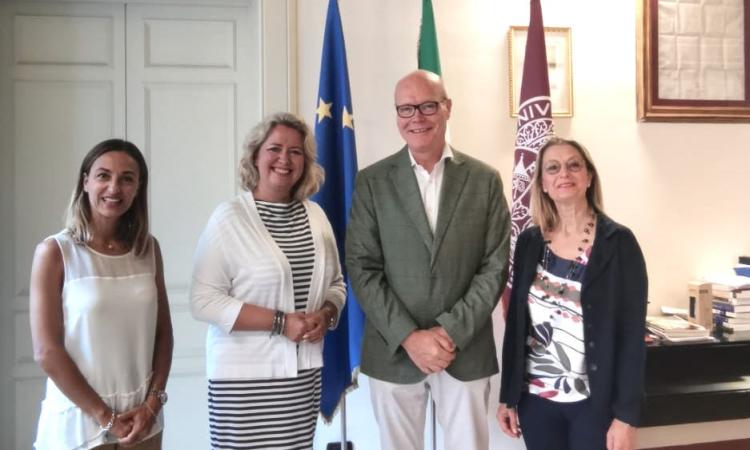 Unimc, una laurea in Economia tra Italia, Polonia e Francia