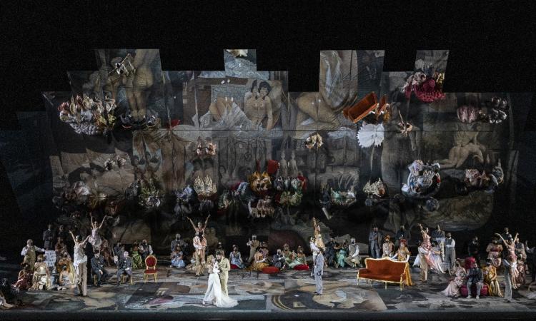 Macerata, il video della “Traviata degli specchi” arriva in Cina grazie all’iniziava del Rotary Club